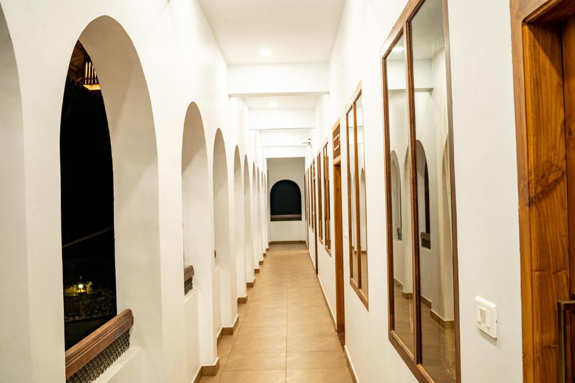 Kalpavanam Heritage Resort Thekkady Szoba fotó