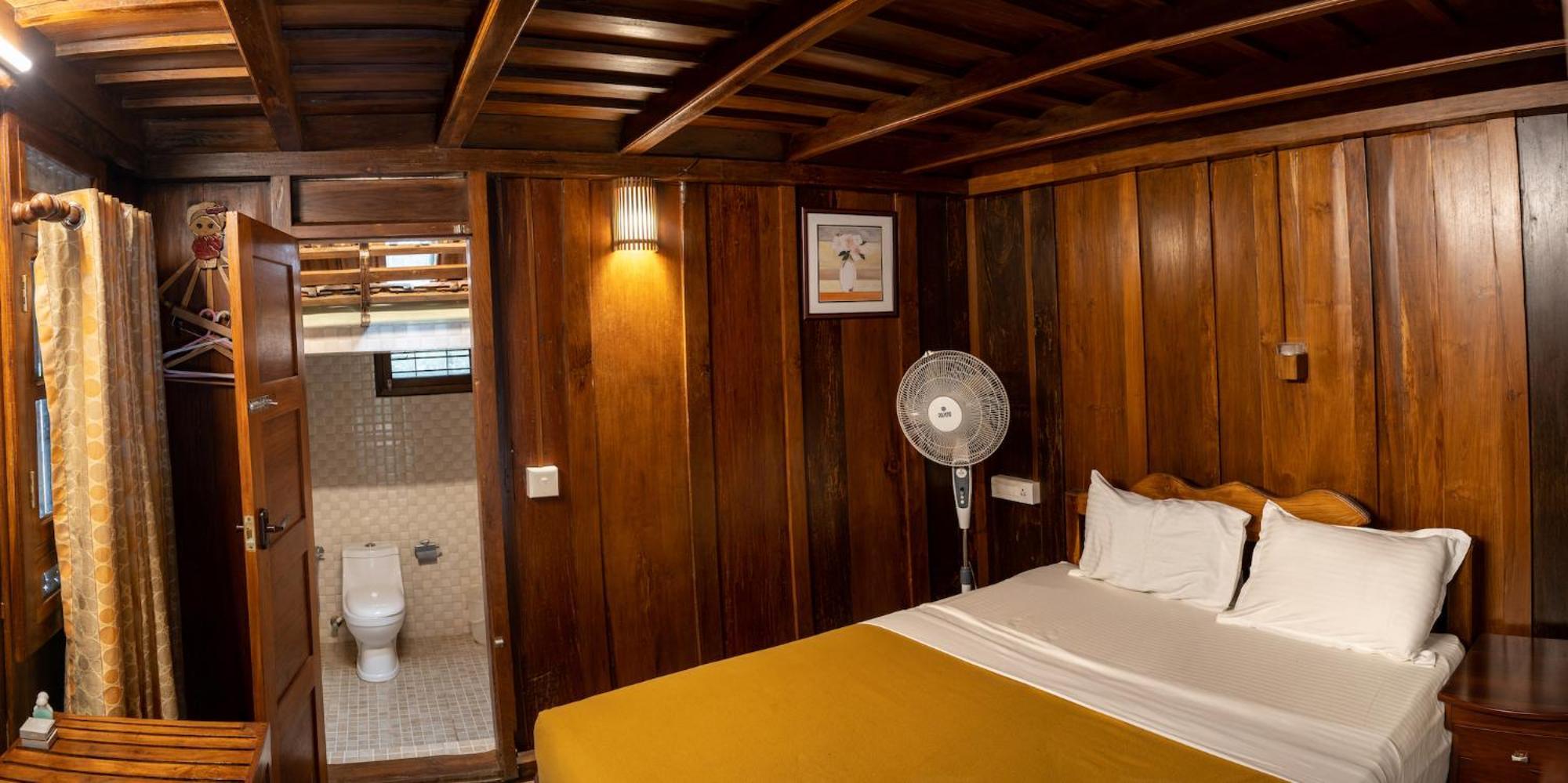 Kalpavanam Heritage Resort Thekkady Szoba fotó